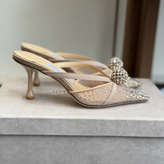 代购级Jimmy Choo 26ss 春夏 系列JC新款 高跟拖鞋 凉鞋模糊鞋履与珠宝配饰之间的界线 鲜 代购级Jimmy Choo 26ss 春夏 系列JC新款 高跟拖鞋 凉鞋模糊鞋履与珠宝配饰之间的界线 鲜