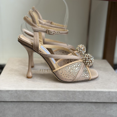 代购级Jimmy Choo 26ss 春夏 系列JC新款 高跟拖鞋 凉鞋模糊鞋履与珠宝配饰之间的界线 鲜 代购级Jimmy Choo 26ss 春夏 系列JC新款 高跟拖鞋 凉鞋模糊鞋履与珠宝配饰之间的界线 鲜