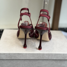 代购级Jimmy Choo 26ss 春夏 系列JC新款 高跟拖鞋 凉鞋模糊鞋履与珠宝配饰之间的界线 鲜 代购级Jimmy Choo 26ss 春夏 系列JC新款 高跟拖鞋 凉鞋模糊鞋履与珠宝配饰之间的界线 鲜