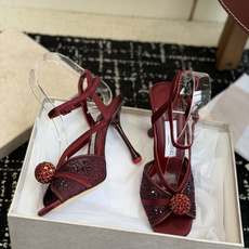 代购级Jimmy Choo 26ss 春夏 系列JC新款 高跟拖鞋 凉鞋模糊鞋履与珠宝配饰之间的界线 鲜 代购级Jimmy Choo 26ss 春夏 系列JC新款 高跟拖鞋 凉鞋模糊鞋履与珠宝配饰之间的界线 鲜