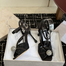 代购级Jimmy Choo 26ss 春夏 系列JC新款 高跟拖鞋 凉鞋模糊鞋履与珠宝配饰之间的界线 鲜 代购级Jimmy Choo 26ss 春夏 系列JC新款 高跟拖鞋 凉鞋模糊鞋履与珠宝配饰之间的界线 鲜