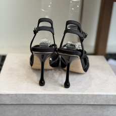 代购级Jimmy Choo 26ss 春夏 系列JC新款 高跟拖鞋 凉鞋模糊鞋履与珠宝配饰之间的界线 鲜 代购级Jimmy Choo 26ss 春夏 系列JC新款 高跟拖鞋 凉鞋模糊鞋履与珠宝配饰之间的界线 鲜