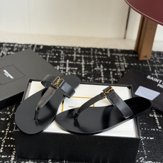 东莞代购级Saint Laurent圣罗兰、平板夹脚凉鞋 拖鞋 26ss 早春最新款、YSL、Logo字 东莞代购级Saint Laurent圣罗兰、平板夹脚凉鞋 拖鞋 26ss 早春最新款、YSL、Logo字
