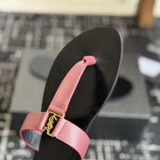 东莞代购级Saint Laurent圣罗兰、平板夹脚凉鞋 拖鞋 26ss 早春最新款、YSL、Logo字 东莞代购级Saint Laurent圣罗兰、平板夹脚凉鞋 拖鞋 26ss 早春最新款、YSL、Logo字