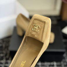 代购级CHANEL小香 26ss 早春新款 后空大方头跟鞋,复古法式优雅感,高级感十足 香奶奶后空玛丽珍 代购级CHANEL小香 26ss 早春新款 后空大方头跟鞋,复古法式优雅感,高级感十足 香奶奶后空玛丽珍