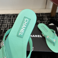 代购级Chanel26SS早春新款夹脚凉拖双C夹脚凉拖|春夏穿搭神器经典双C元素+极简夹脚设计,高级感拉 代购级Chanel26SS早春新款夹脚凉拖双C夹脚凉拖|春夏穿搭神器经典双C元素+极简夹脚设计,高级感拉