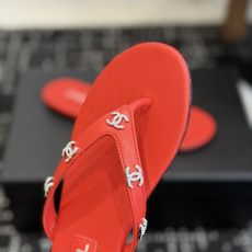 代购级Chanel26SS早春新款夹脚凉拖双C夹脚凉拖|春夏穿搭神器经典双C元素+极简夹脚设计,高级感拉 代购级Chanel26SS早春新款夹脚凉拖双C夹脚凉拖|春夏穿搭神器经典双C元素+极简夹脚设计,高级感拉