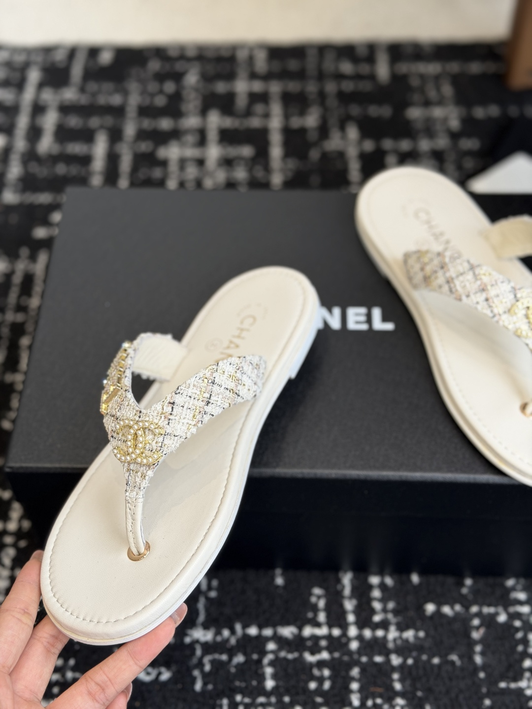 代购级CHANEL 香奈儿 26ss 夏季新款 编织 夹脚人字拖 海滩必备款Chanel2026香奈儿最 代购级CHANEL 香奈儿 26ss 夏季新款 编织 夹脚人字拖 海滩必备款Chanel2026香奈儿最