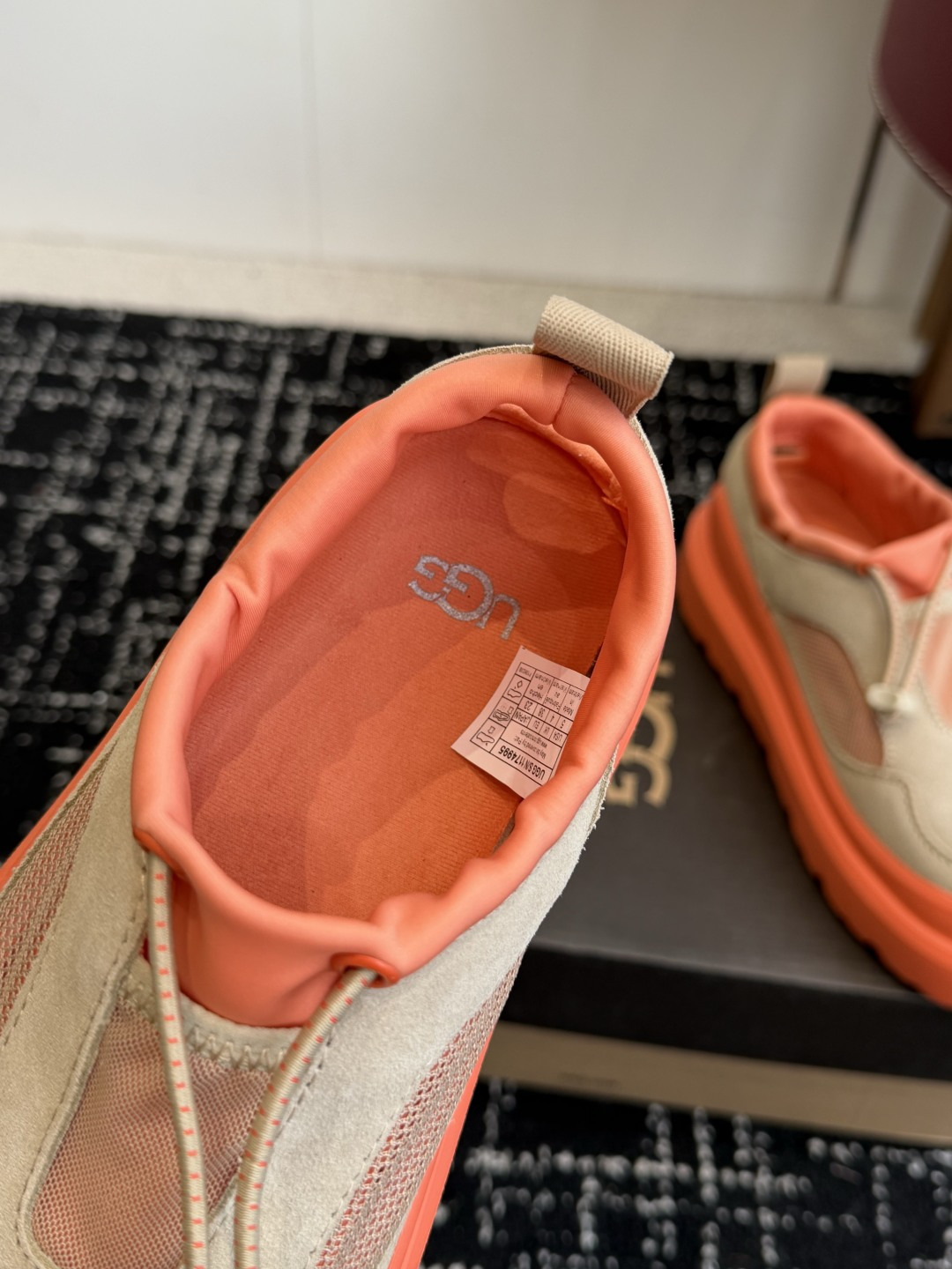 东莞代购级UGG Heritage Utility Axoid 经典再造网纱透气款情侣休闲鞋  真的把春