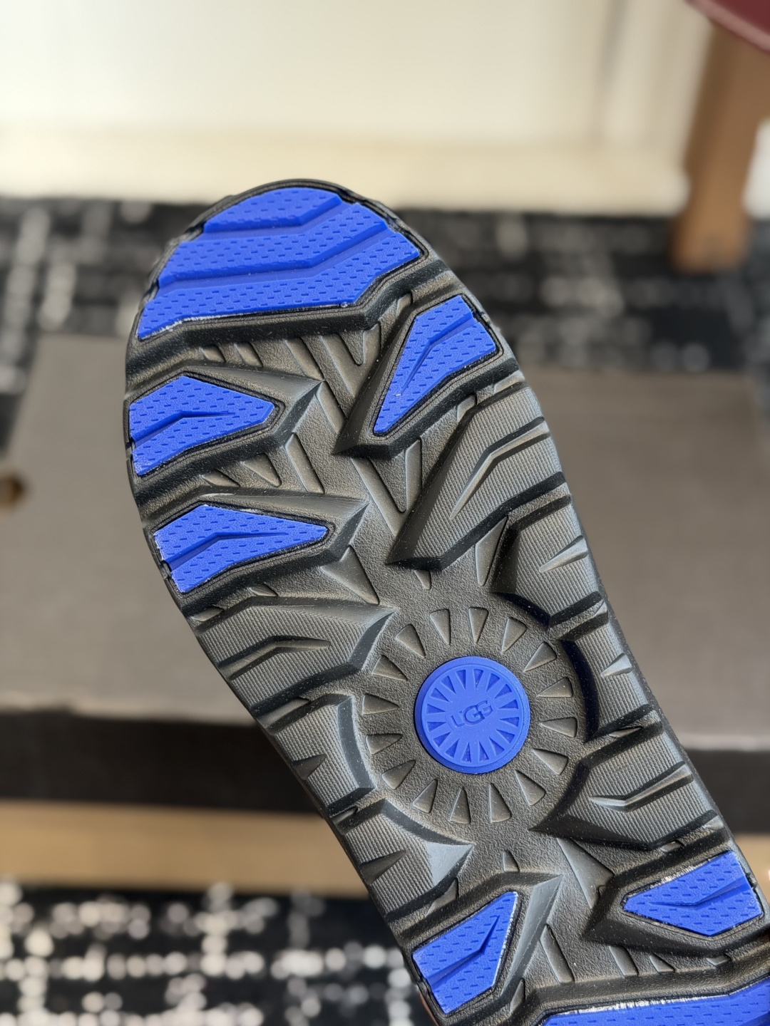 东莞代购级UGG Heritage Utility Axoid 经典再造网纱透气款情侣休闲鞋  真的把春