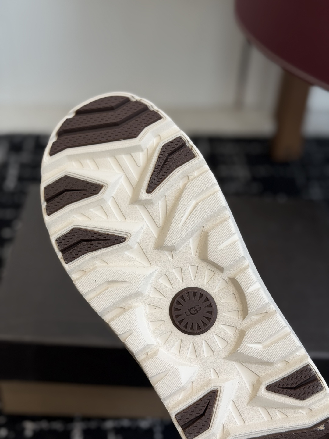 东莞代购级UGG Heritage Utility Axoid 经典再造网纱透气款情侣休闲鞋  真的把春