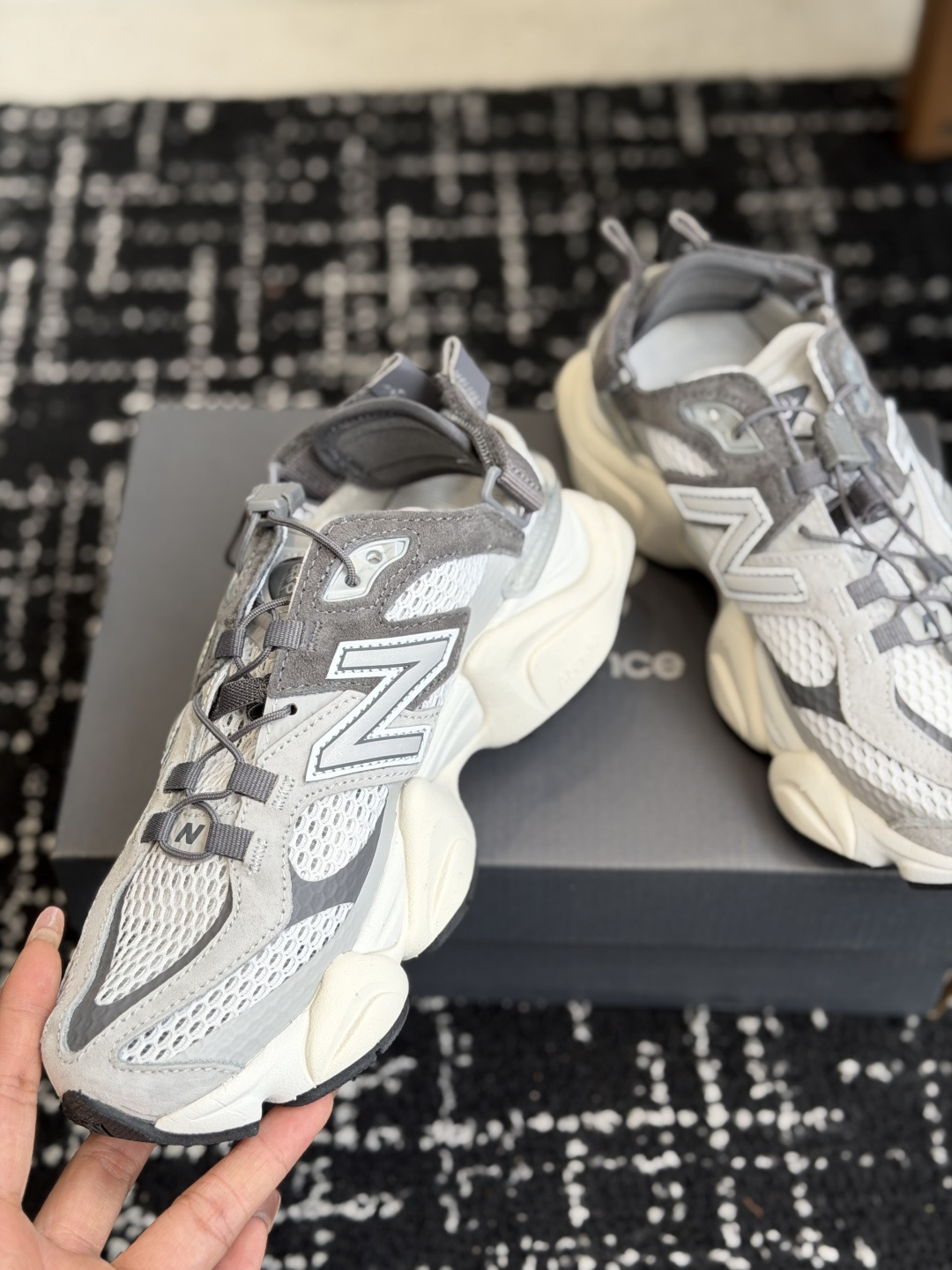 东莞代购级New Balance 运动鞋,延续经典复古跑鞋血统,把颜值、舒适度、耐用性做到极致,日常上学 东莞代购级New Balance 运动鞋,延续经典复古跑鞋血统,把颜值、舒适度、耐用性做到极致,日常上学