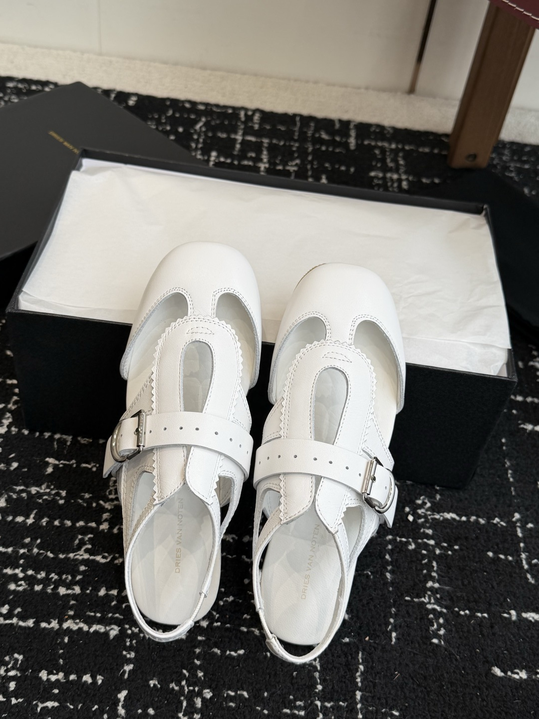 代购级Dries Van Noten·DVN 26ss 新款 情侣款 复古后空皮鞋dvn的后空鞋也太美了