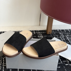 东莞代购级Brunello Cucinelli BC男士休闲凉拖鞋|此款凉拖鞋鞋面料采用意大利进口荔枝纹 东莞代购级Brunello Cucinelli BC男士休闲凉拖鞋|此款凉拖鞋鞋面料采用意大利进口荔枝纹