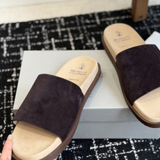 东莞代购级Brunello Cucinelli BC男士休闲凉拖鞋|此款凉拖鞋鞋面料采用意大利进口荔枝纹 东莞代购级Brunello Cucinelli BC男士休闲凉拖鞋|此款凉拖鞋鞋面料采用意大利进口荔枝纹
