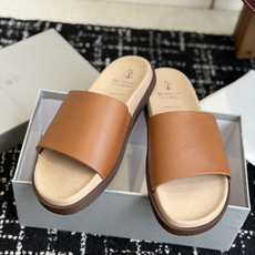 东莞代购级Brunello Cucinelli BC男士休闲凉拖鞋|此款凉拖鞋鞋面料采用意大利进口荔枝纹 东莞代购级Brunello Cucinelli BC男士休闲凉拖鞋|此款凉拖鞋鞋面料采用意大利进口荔枝纹