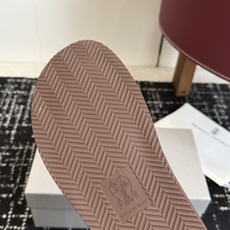 东莞代购级Brunello Cucinelli BC男士休闲凉拖鞋|此款凉拖鞋鞋面料采用意大利进口荔枝纹 东莞代购级Brunello Cucinelli BC男士休闲凉拖鞋|此款凉拖鞋鞋面料采用意大利进口荔枝纹