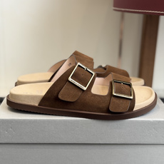 东莞代购级Brunello Cucinelli BC男士休闲凉拖鞋|此款凉拖鞋鞋面料采用意大利进口荔枝纹 东莞代购级Brunello Cucinelli BC男士休闲凉拖鞋|此款凉拖鞋鞋面料采用意大利进口荔枝纹