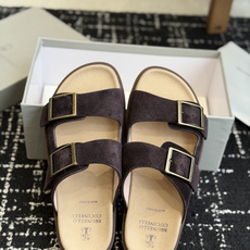 东莞代购级Brunello Cucinelli BC男士休闲凉拖鞋|此款凉拖鞋鞋面料采用意大利进口荔枝纹 东莞代购级Brunello Cucinelli BC男士休闲凉拖鞋|此款凉拖鞋鞋面料采用意大利进口荔枝纹