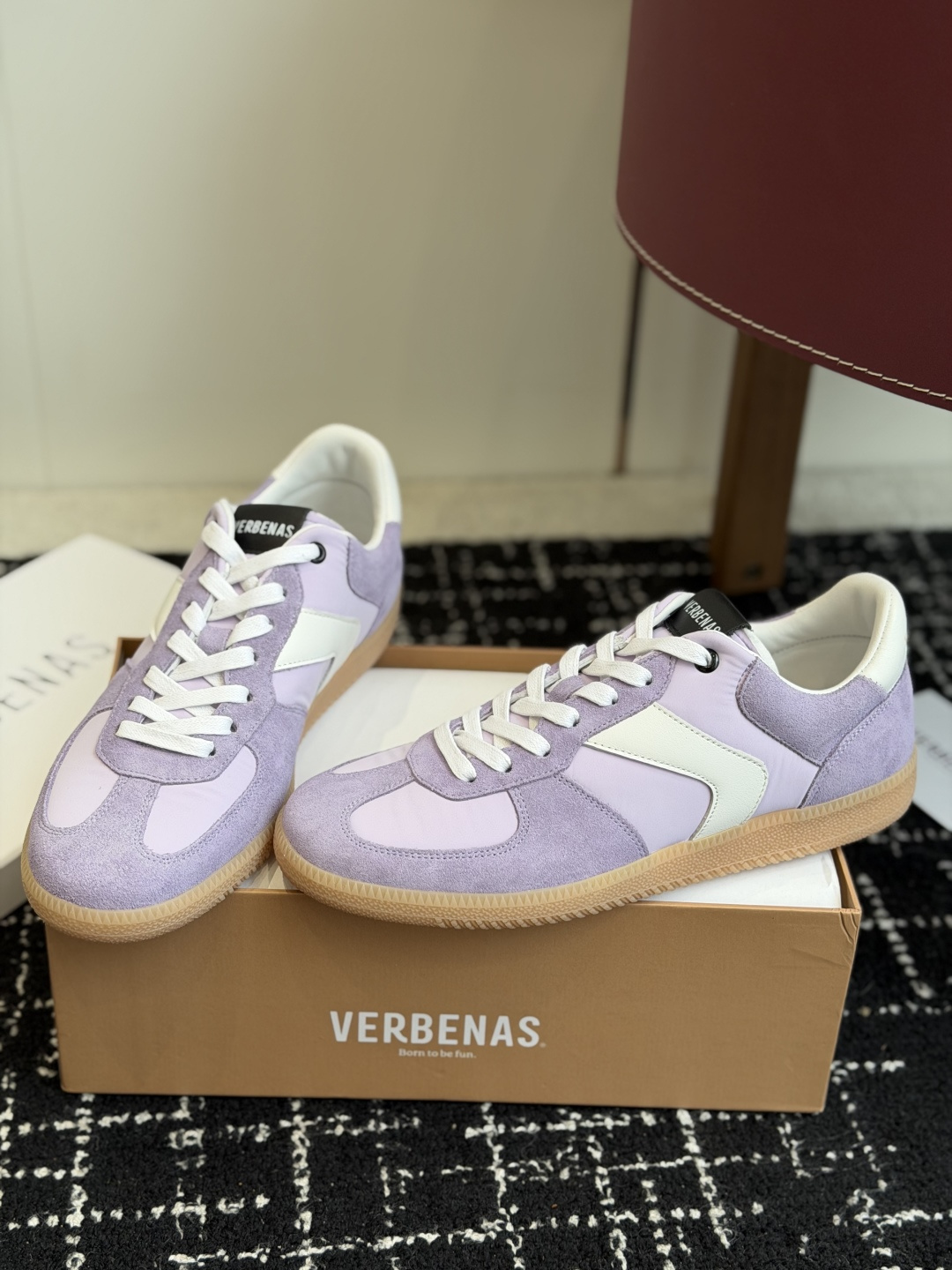 代购级Verbenas 26新色 情侣款  德训鞋 休闲 运动鞋材质：牛京/牛皮/布面，柔软细腻的特点与