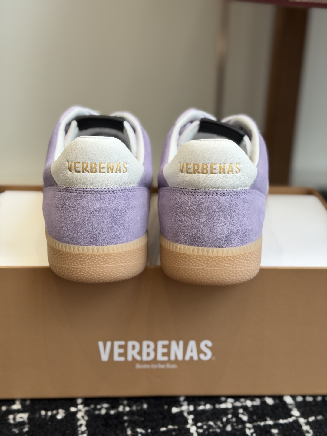代购级Verbenas 26新色 情侣款  德训鞋 休闲 运动鞋材质：牛京/牛皮/布面，柔软细腻的特点与