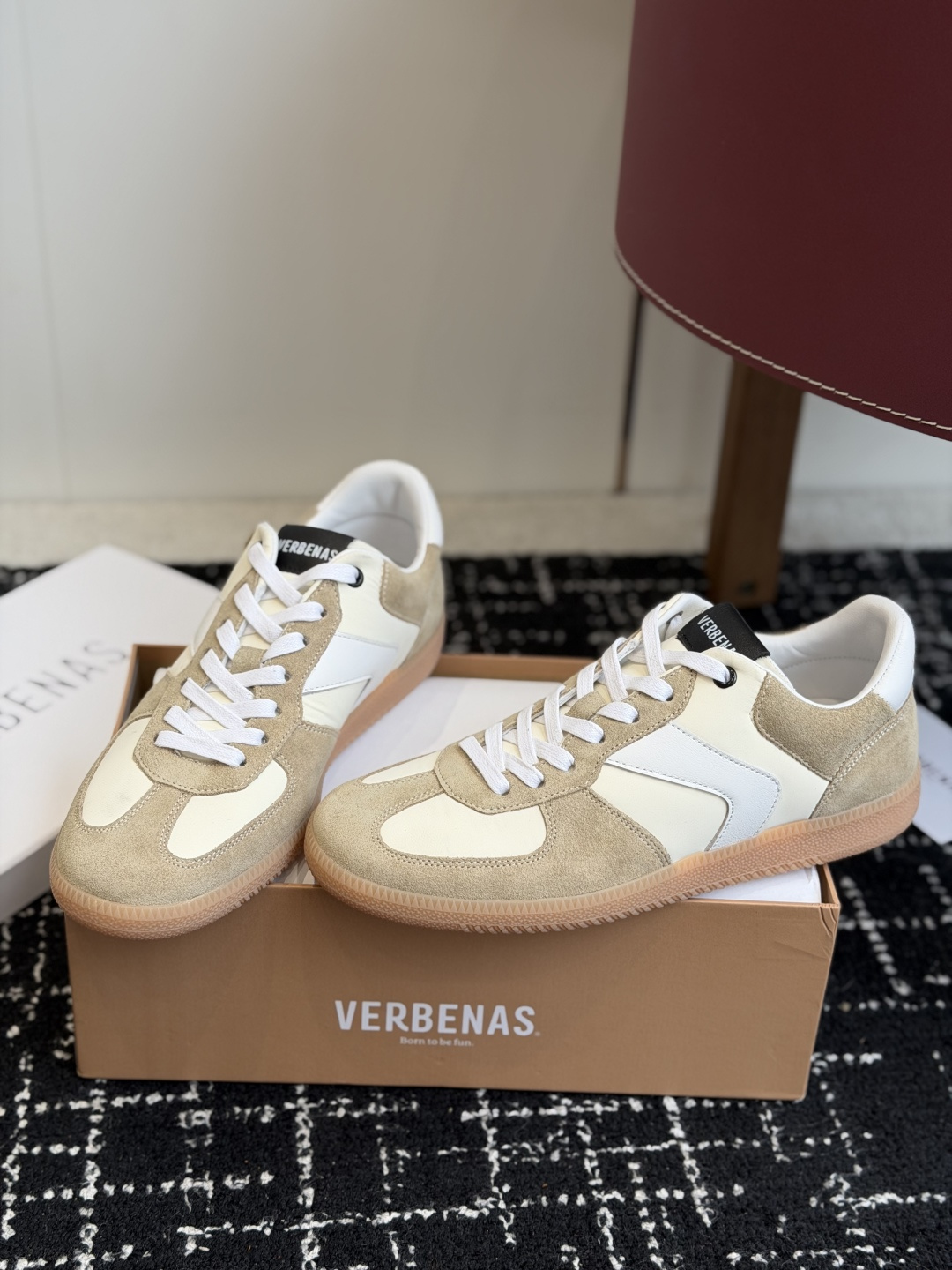 代购级Verbenas 26新色 情侣款  德训鞋 休闲 运动鞋材质：牛京/牛皮/布面，柔软细腻的特点与