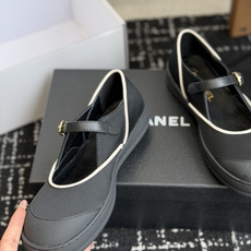 代购级CHANEL 香奈儿 26ss 春夏秀款 玛丽珍 休闲鞋 第一眼看上就被种草了根据天气变化自由穿 代购级CHANEL 香奈儿 26ss 春夏秀款 玛丽珍 休闲鞋 第一眼看上就被种草了根据天气变化自由穿
