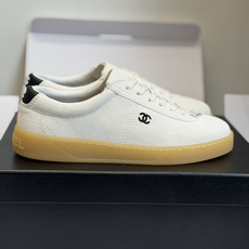 东莞代购级CHANEL 26ss 春夏度假系列运动鞋 老钱风休闲鞋原版购入开发 做货 经典设计 鞋面 东莞代购级CHANEL 26ss 春夏度假系列运动鞋 老钱风休闲鞋原版购入开发 做货 经典设计 鞋面