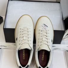 东莞代购级CHANEL 26ss 春夏度假系列运动鞋 老钱风休闲鞋原版购入开发 做货 经典设计 鞋面 东莞代购级CHANEL 26ss 春夏度假系列运动鞋 老钱风休闲鞋原版购入开发 做货 经典设计 鞋面