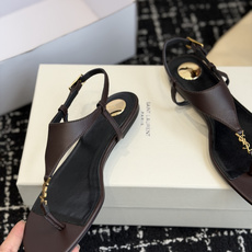 代购级Saint Laurent圣罗兰、平板夹脚凉鞋 26ss 早春最新款、YSL、Logo字母扣装饰 代购级Saint Laurent圣罗兰、平板夹脚凉鞋 26ss 早春最新款、YSL、Logo字母扣装饰