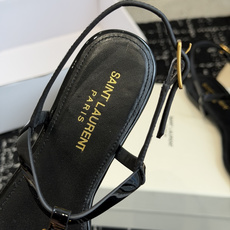代购级Saint Laurent圣罗兰、平板夹脚凉鞋 26ss 早春最新款、YSL、Logo字母扣装饰 代购级Saint Laurent圣罗兰、平板夹脚凉鞋 26ss 早春最新款、YSL、Logo字母扣装饰