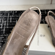 代购级Brunello Cucinelli 26ss女士镶珠装饰休闲穆勒拖鞋凉鞋 BC新款新品女士条纹麂 代购级Brunello Cucinelli 26ss女士镶珠装饰休闲穆勒拖鞋凉鞋 BC新款新品女士条纹麂