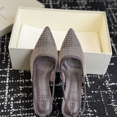 代购级Brunello Cucinelli 26ss女士镶珠装饰休闲穆勒拖鞋凉鞋 BC新款新品女士条纹麂 代购级Brunello Cucinelli 26ss女士镶珠装饰休闲穆勒拖鞋凉鞋 BC新款新品女士条纹麂