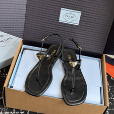 东莞代购级(注意细节 非市场普通版本)Prada 普拉达 26ss 春夏新款 夹脚 系带凉鞋 简约凉鞋 东莞代购级(注意细节 非市场普通版本)Prada 普拉达 26ss 春夏新款 夹脚 系带凉鞋 简约凉鞋