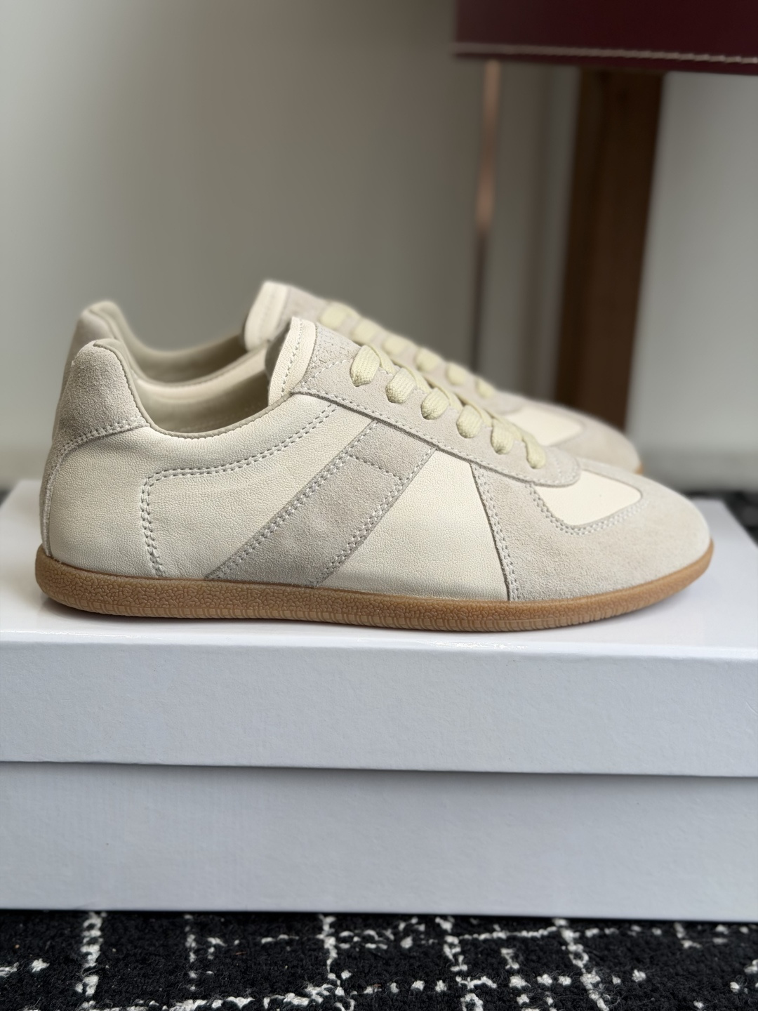 代购级MaisonMargiela MM6 马吉拉 26新色 德训鞋 休闲 运动鞋原版购入开发 做货 鬼 代购级MaisonMargiela MM6 马吉拉 26新色 德训鞋 休闲 运动鞋原版购入开发 做货 鬼