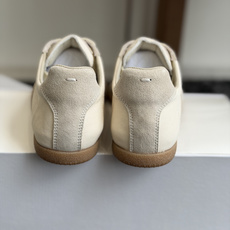 代购级MaisonMargiela MM6 马吉拉 26新色 德训鞋 休闲 运动鞋原版购入开发 做货 鬼 代购级MaisonMargiela MM6 马吉拉 26新色 德训鞋 休闲 运动鞋原版购入开发 做货 鬼