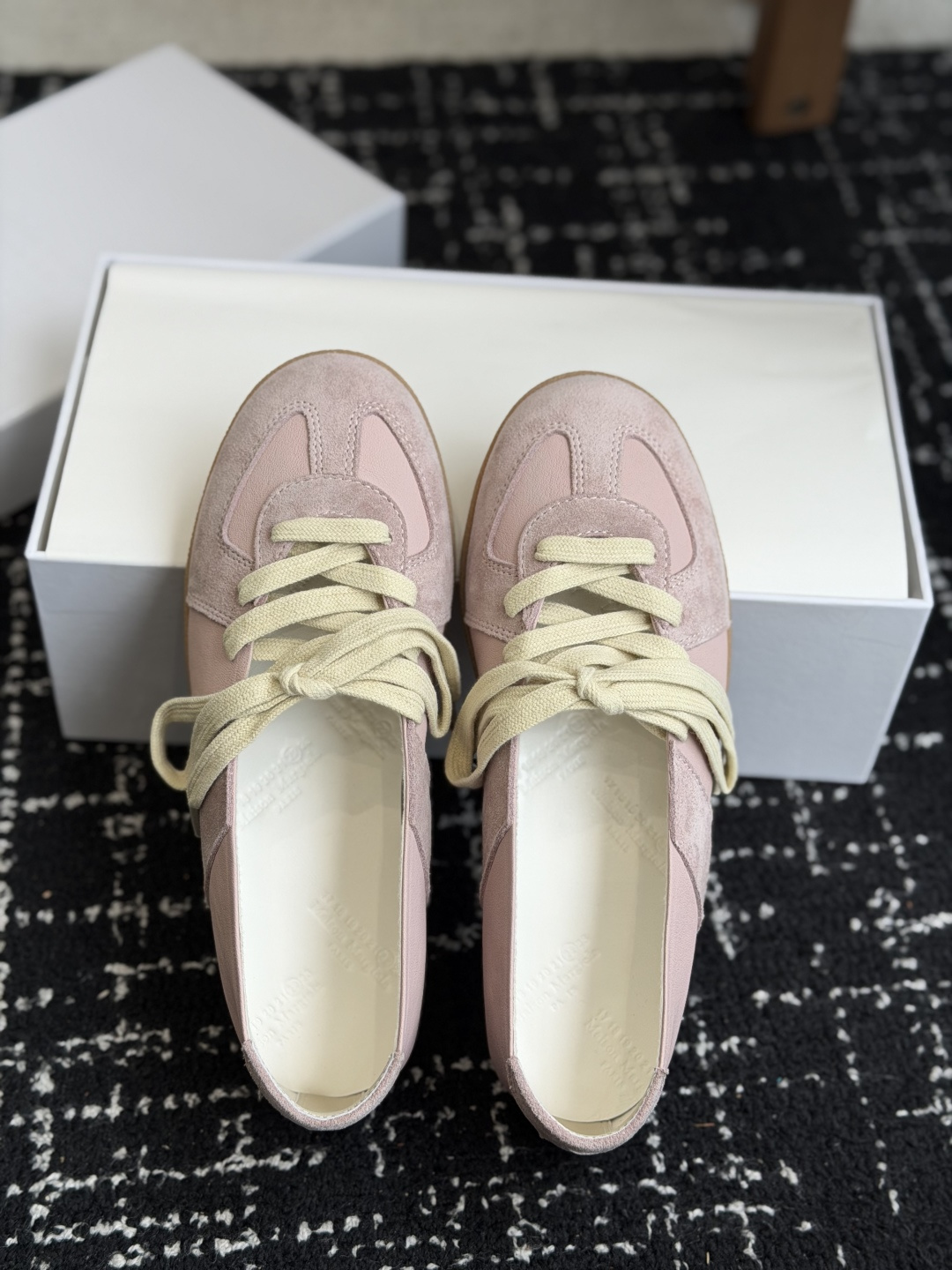 代购级MaisonMargiela MM6 马吉拉 26新色 德训鞋 休闲 运动鞋原版购入开发 做货 鬼