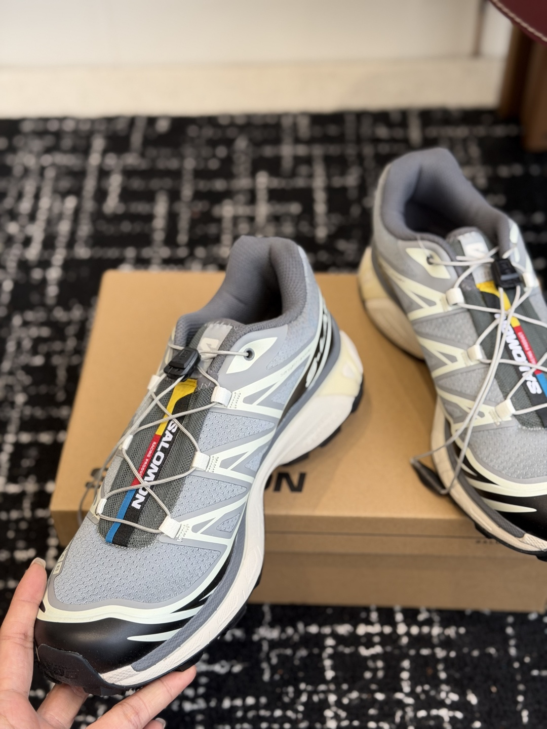 东莞代购级SALOMON XT-6,真的是户外与潮流圈的双料王炸选手!今天带大家扒一扒这双鞋的细节,看完 东莞代购级SALOMON XT-6,真的是户外与潮流圈的双料王炸选手!今天带大家扒一扒这双鞋的细节,看完