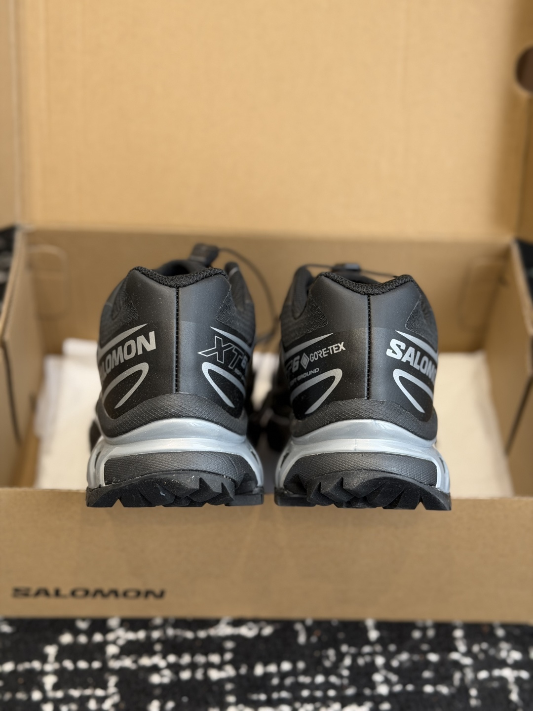 东莞代购级SALOMON XT-6,真的是户外与潮流圈的双料王炸选手!今天带大家扒一扒这双鞋的细节,看完 东莞代购级SALOMON XT-6,真的是户外与潮流圈的双料王炸选手!今天带大家扒一扒这双鞋的细节,看完