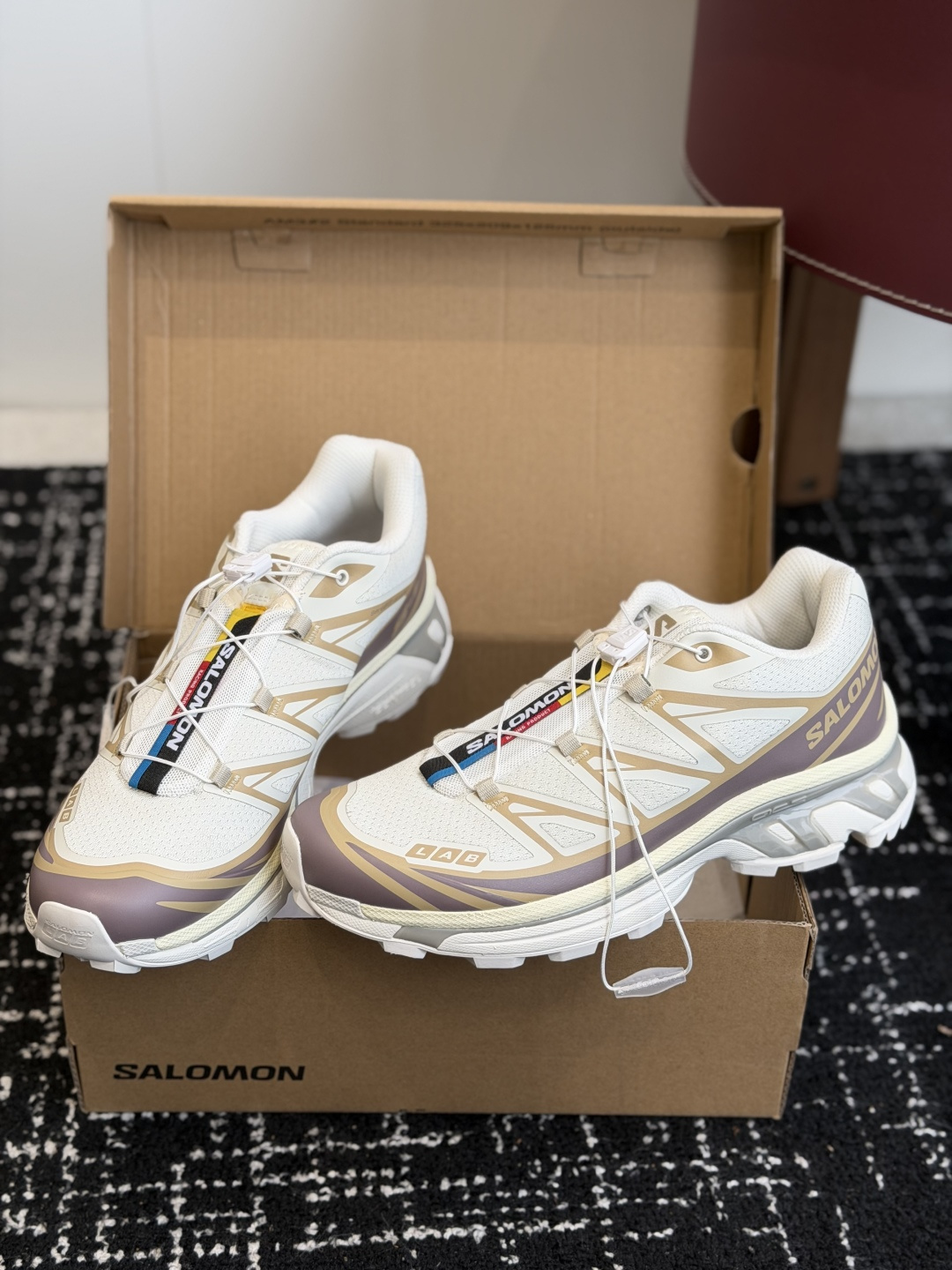 东莞代购级SALOMON XT-6,真的是户外与潮流圈的双料王炸选手!今天带大家扒一扒这双鞋的细节,看完 东莞代购级SALOMON XT-6,真的是户外与潮流圈的双料王炸选手!今天带大家扒一扒这双鞋的细节,看完