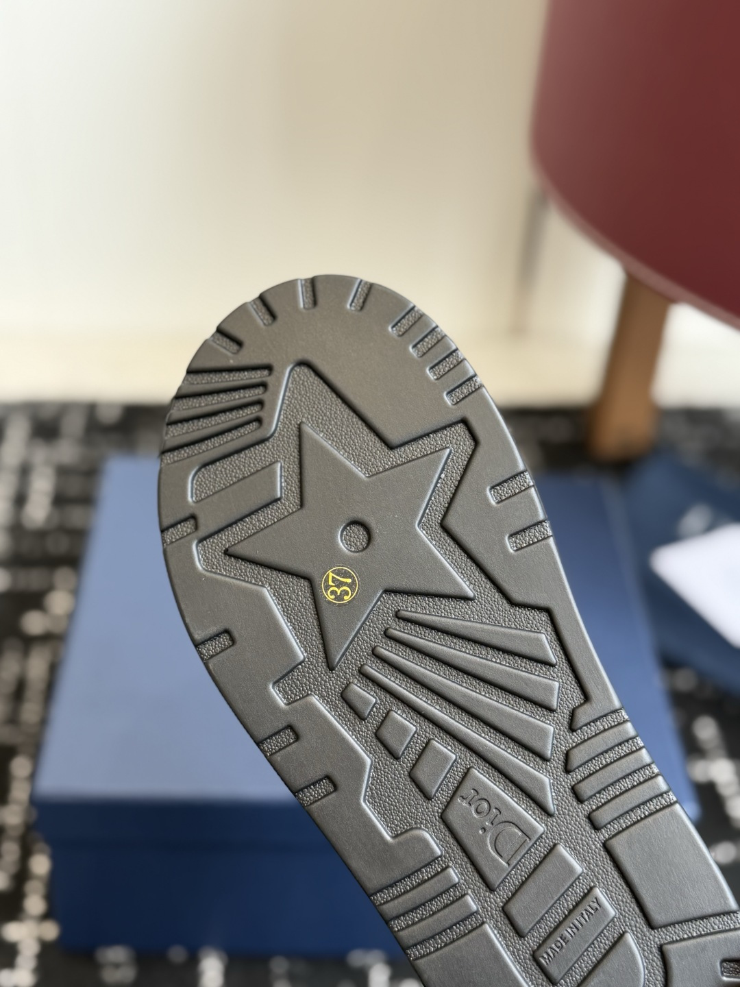 东莞代购级Dior 迪奥 26ss 夏季高版本新款 厚底拖鞋简约超级百搭. 上脚完美奢华可任意搭配春夏服