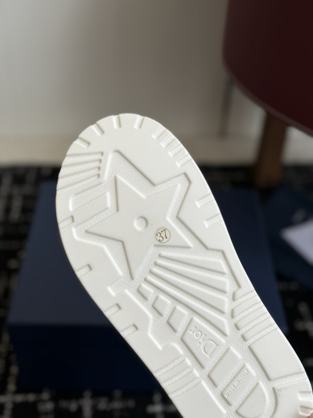 东莞代购级Dior 迪奥 26ss 夏季高版本新款 厚底拖鞋简约超级百搭. 上脚完美奢华可任意搭配春夏服