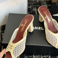 代购级Chanel26ss夏季新款网面尖头高跟穆勒凉拖网面低跟穆勒拖,以品牌标志性的双C标识搭配通透网面 代购级Chanel26ss夏季新款网面尖头高跟穆勒凉拖网面低跟穆勒拖,以品牌标志性的双C标识搭配通透网面