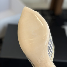 代购级Chanel26ss夏季新款网面尖头高跟穆勒凉拖网面低跟穆勒拖,以品牌标志性的双C标识搭配通透网面 代购级Chanel26ss夏季新款网面尖头高跟穆勒凉拖网面低跟穆勒拖,以品牌标志性的双C标识搭配通透网面