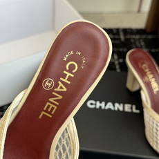 代购级Chanel26ss夏季新款网面尖头高跟穆勒凉拖网面低跟穆勒拖,以品牌标志性的双C标识搭配通透网面 代购级Chanel26ss夏季新款网面尖头高跟穆勒凉拖网面低跟穆勒拖,以品牌标志性的双C标识搭配通透网面