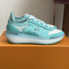 代购级LV 路易威登L家 驴牌最新Sprint 系列 厚底 网面 透气 休闲 运动鞋 跑鞋SPRINT运 代购级LV 路易威登L家 驴牌最新Sprint 系列 厚底 网面 透气 休闲 运动鞋 跑鞋SPRINT运