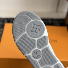 代购级LV 路易威登L家 驴牌最新Sprint 系列 厚底 网面 透气 休闲 运动鞋 跑鞋SPRINT运 代购级LV 路易威登L家 驴牌最新Sprint 系列 厚底 网面 透气 休闲 运动鞋 跑鞋SPRINT运