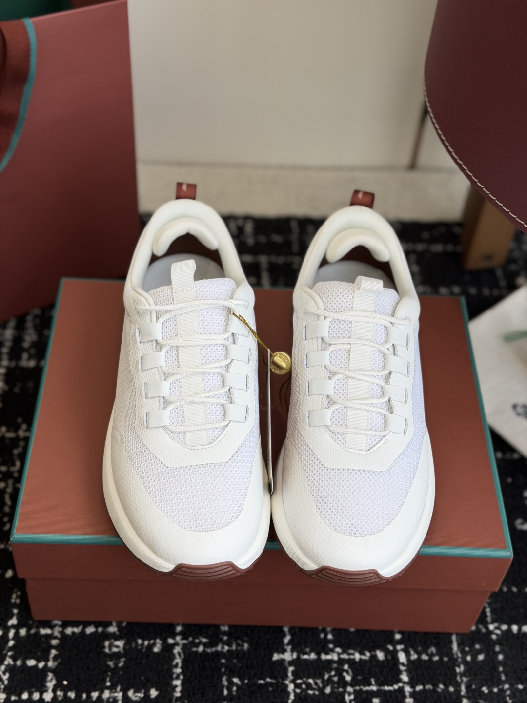 代购级LP 家新品   Loro Piana 诺悠 翩雅   Cairn Walk 情侣款运动鞋老爹鞋 