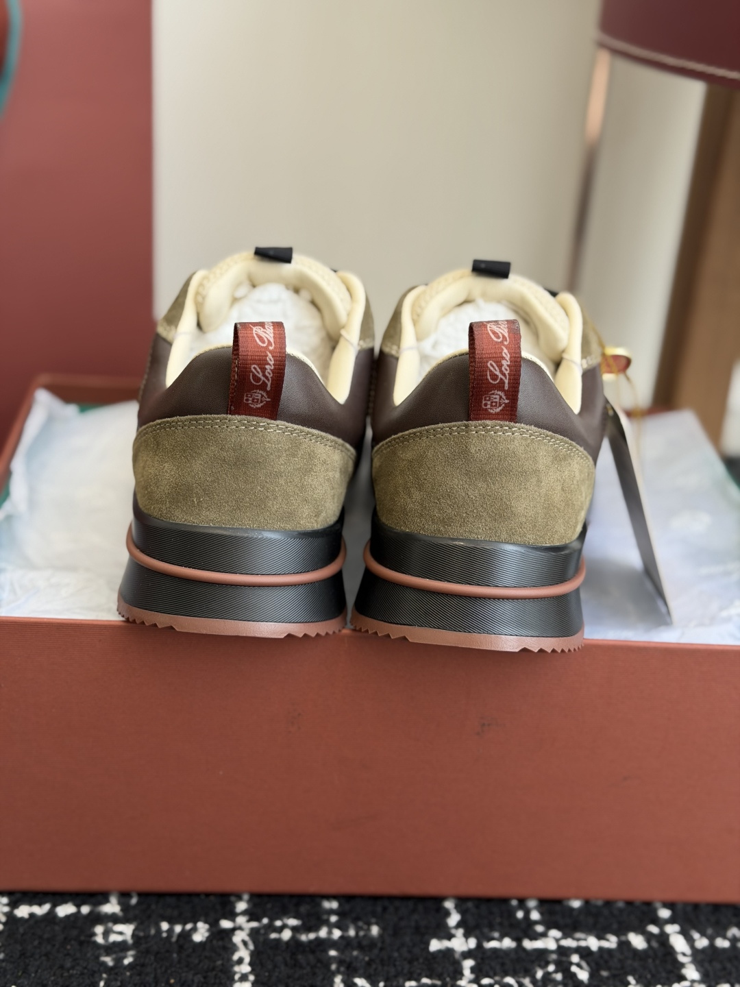 代购级LP 家新品   Loro Piana 诺悠 翩雅   Cairn Walk 情侣款运动鞋老爹鞋 
