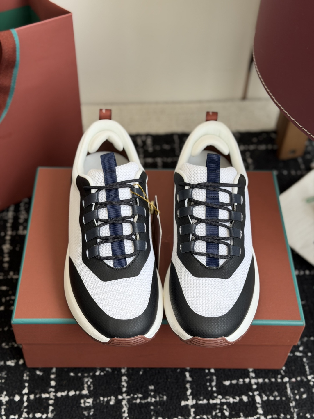 代购级LP 家新品   Loro Piana 诺悠 翩雅   Cairn Walk 情侣款运动鞋老爹鞋 